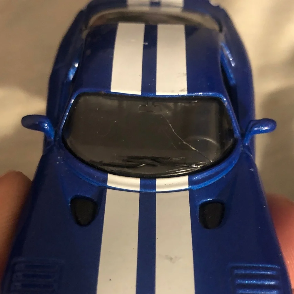 Dodge Viper Pull Back 1/39 blue with white racing stripes